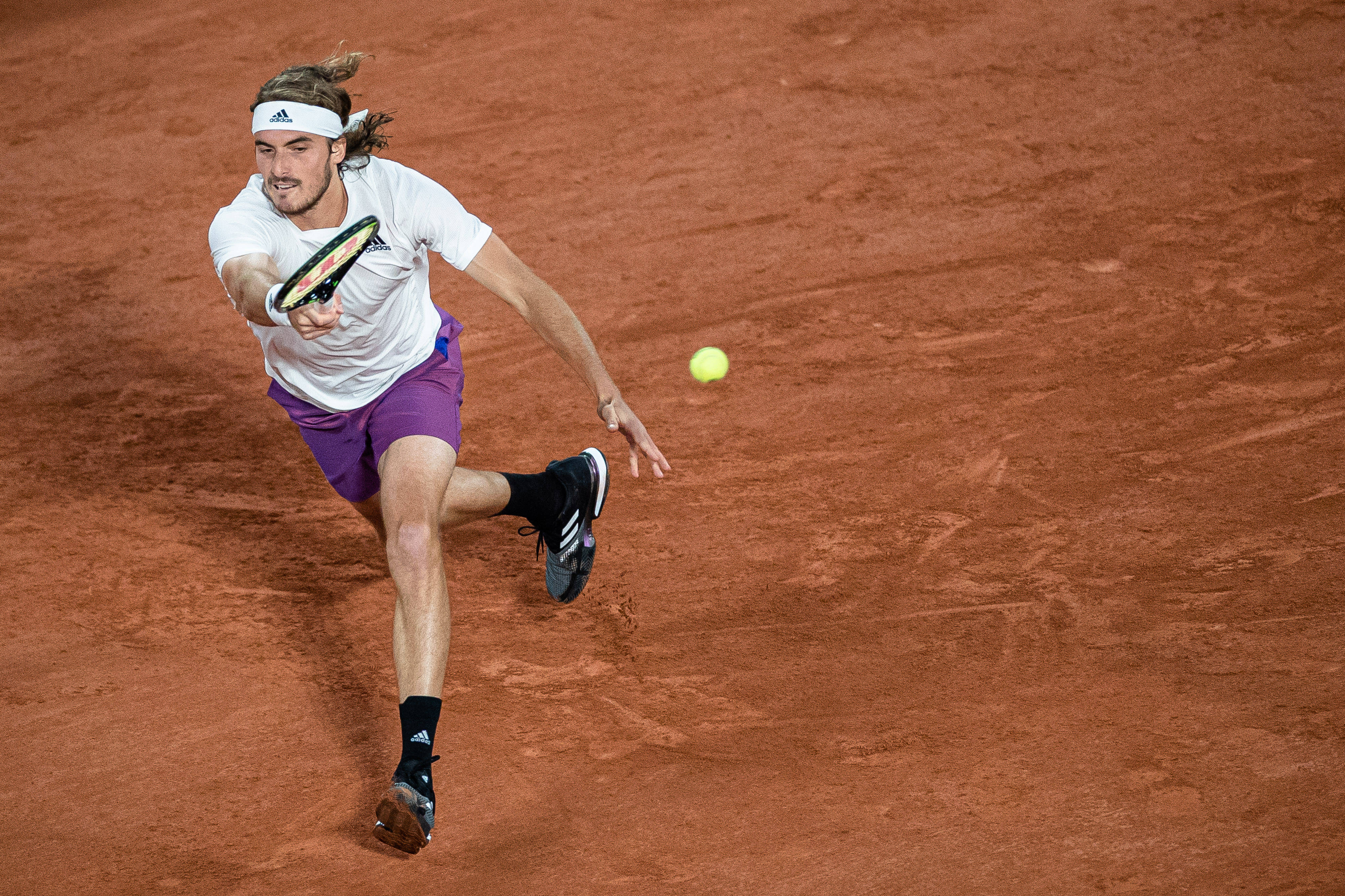 开云平台-包含西班牙网球队横扫日本网球队，西西帕斯完成帽子戏法的词条