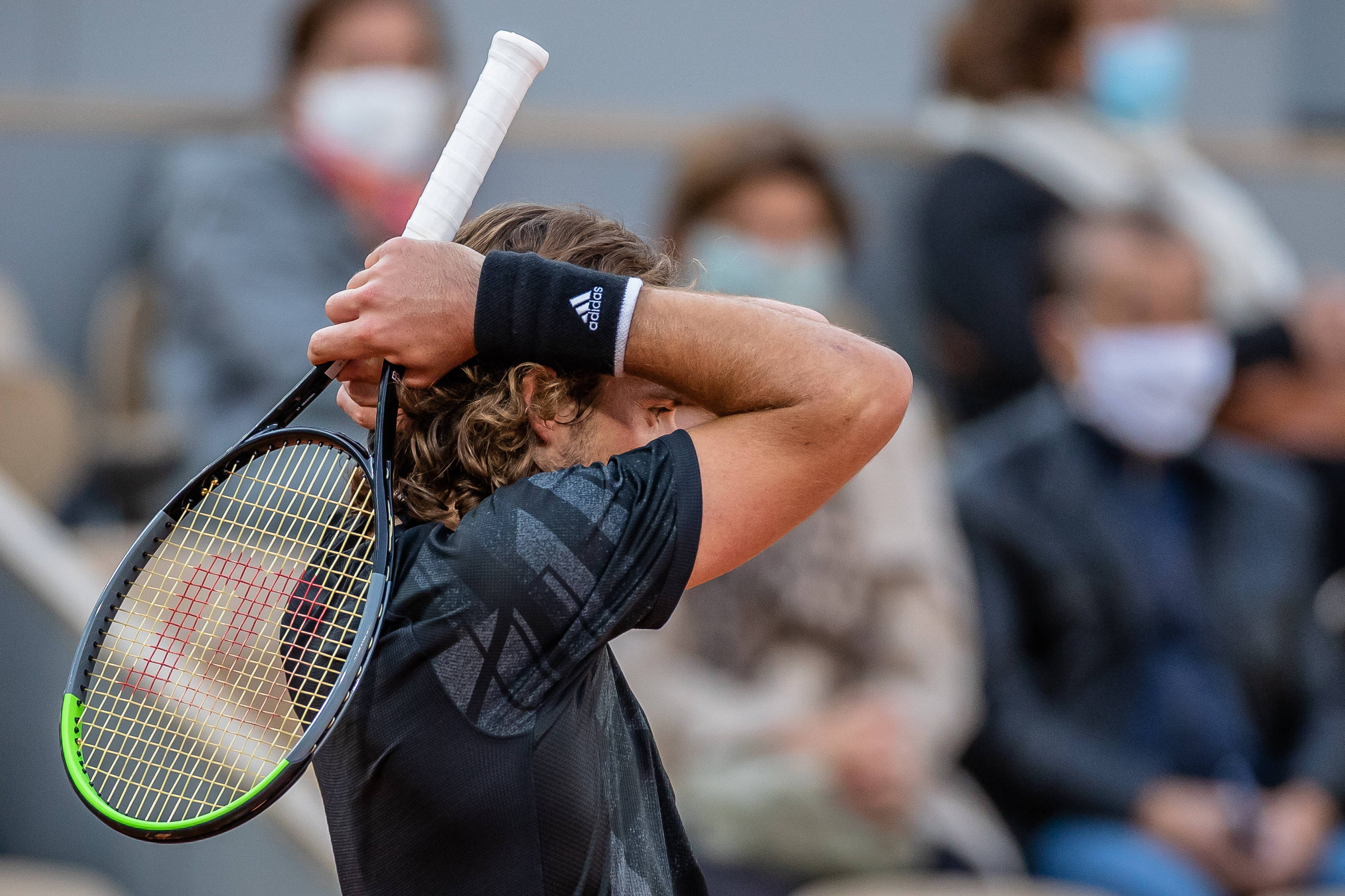 包含西班牙网球队横扫日本网球队,西西帕斯完成帽子戏法的词条 包含西班牙网球队横扫日本网球队,西西帕斯完成帽子戏法的词条